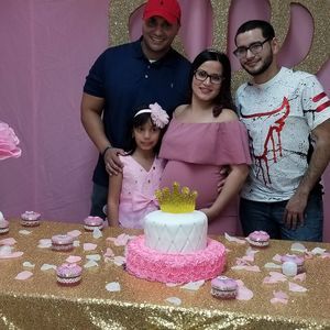 Meet your Posher, Migdalia